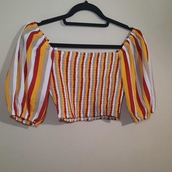 SHEIN: Cropped On/Off-Shoulder Top, Size S - Picture 3 of 3